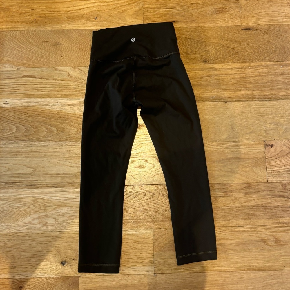 Olive Wunder train high rise crop